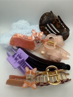 Assorted Women’s Hair Claw Clips - Peach, Purple, Tortoiseshell & Gold